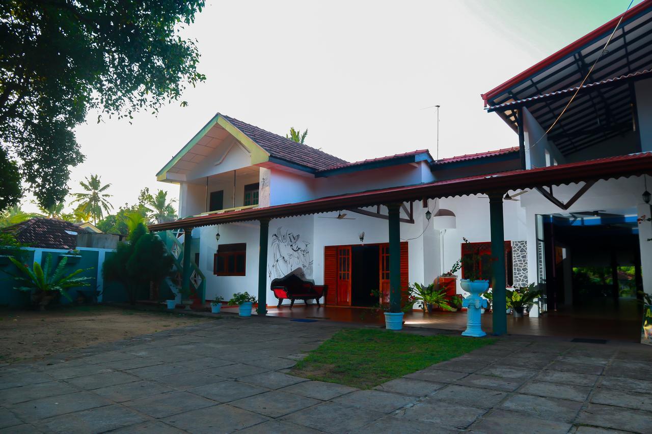 Anila Beach Inn Tangalle Extérieur photo