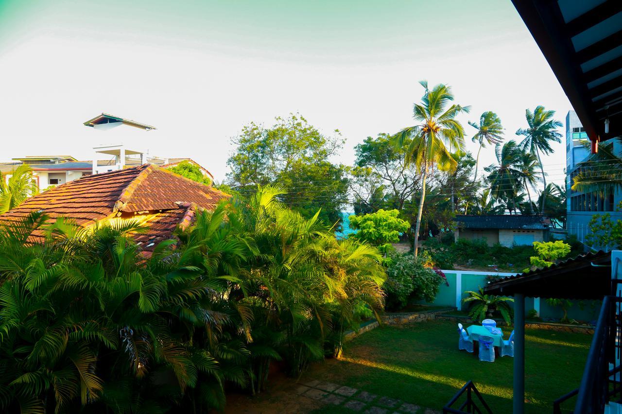 Anila Beach Inn Tangalle Extérieur photo