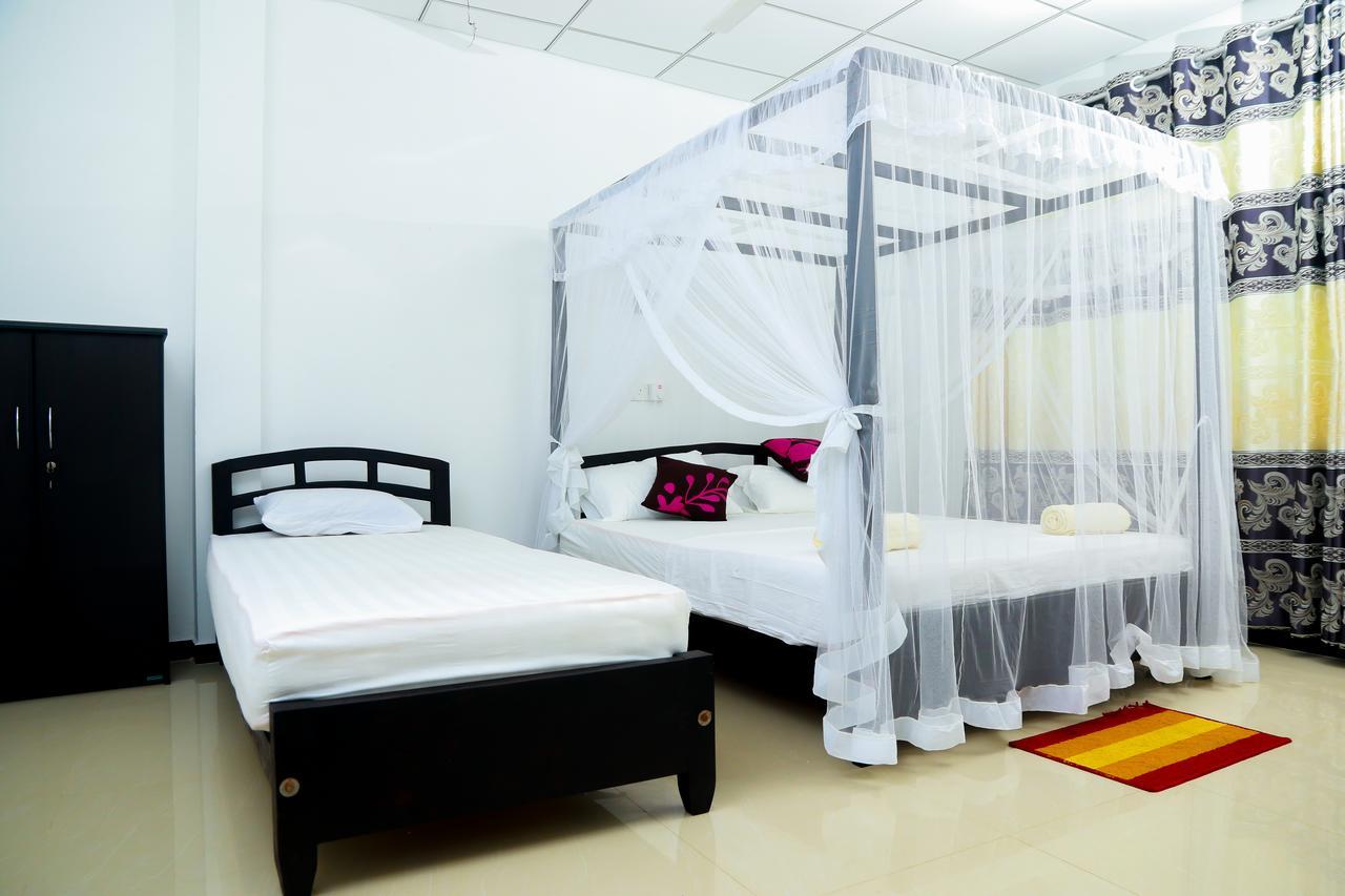Anila Beach Inn Tangalle Extérieur photo
